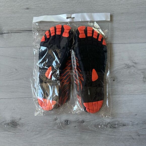 Hike Bearefoot Skin - Barefoot Shoes
Size 45 gray and orange NWT in‎ packaging - Picture 8 of 8